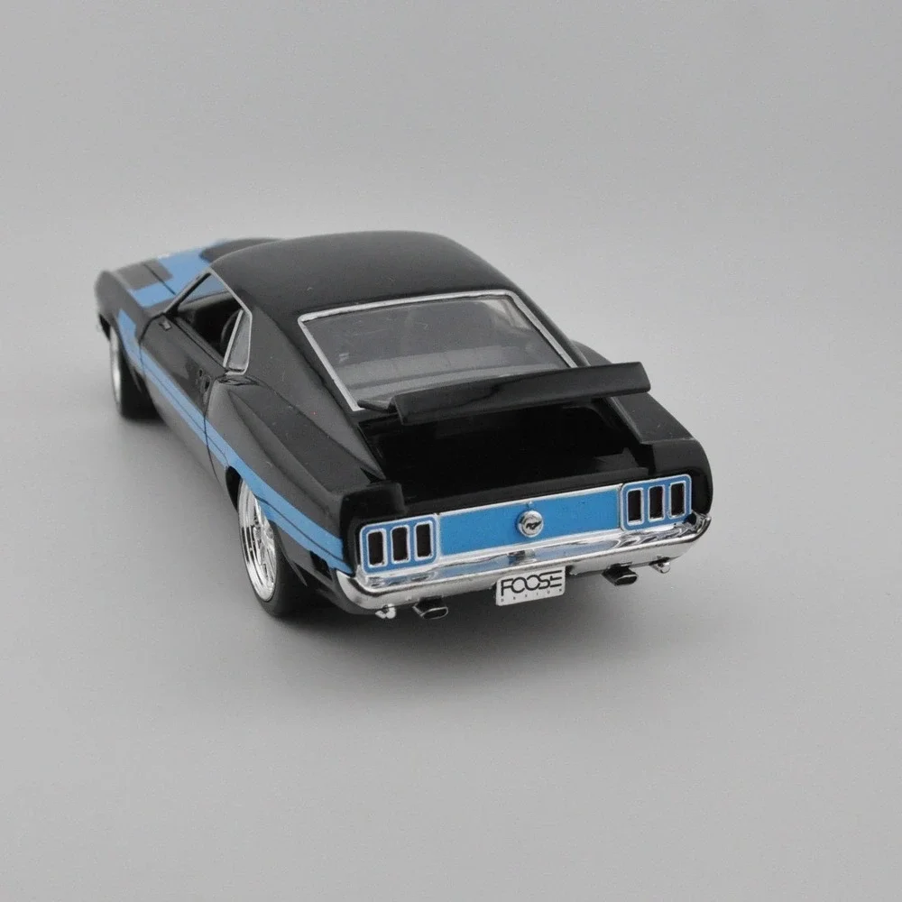M2 Machines 1970‎ Ford Mustang Foose Black Blue Excellent Diecast Car